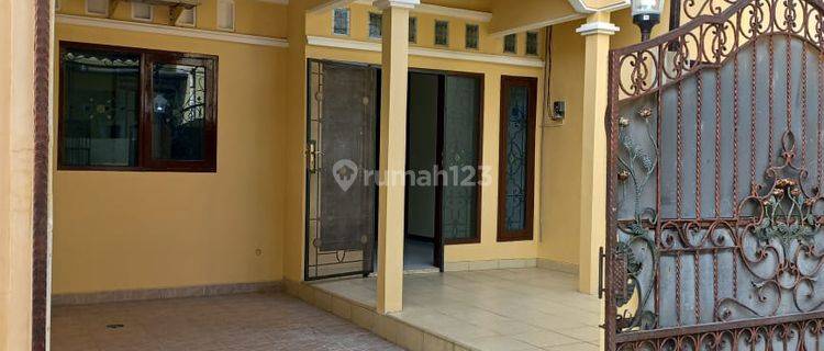 Disewakan Rumah murah di daerah Pandean Lamper Hadap Timur  1