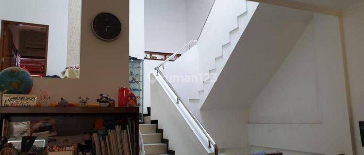 Dijual Rumah Didaerah Jalan Halmahera,semarang.shm 1