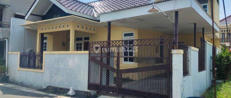 Rumah Bagus 2 lantai di Arya Mukti Siap pakai 1