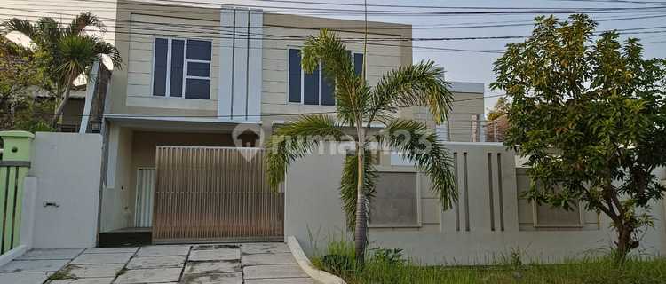 Dijual Rumah Bagus SHM di Kuningan Bebas Banjir Modern Minimalis 1