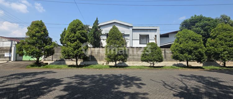 Dijual Gudang Ex. Mebel Di Kawasan Industri Bsb  1