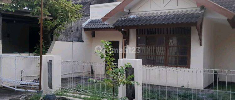 Dijual Rumah Indah + Jalan Lebar Di Pucang Gading 1