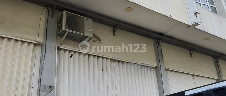 Disewakan Ruko di Semarang Utara Semi Furnished SHM 1