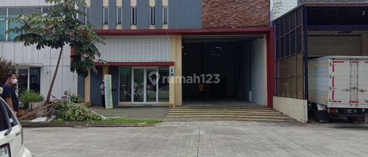 Gudang dan Kantor Siap Pakai Pergudangan Kota Wisata di JUAL 1
