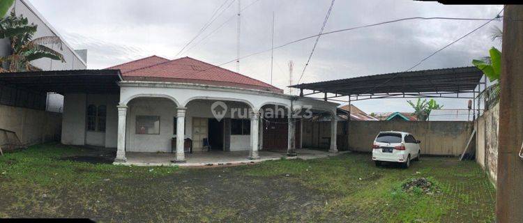 Gudang Dan Kantor di Kawasan Komersil 1