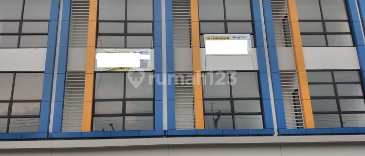 New fresh shop houses, 2 units adjacent to the main road, Dupak Square Surabaya. 1