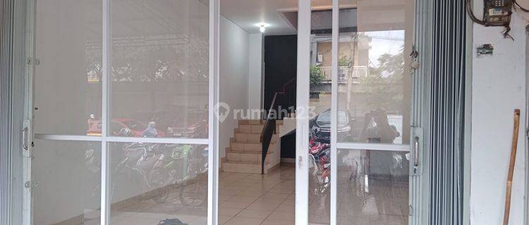 Ruko usaha Pasar Laris murah 1