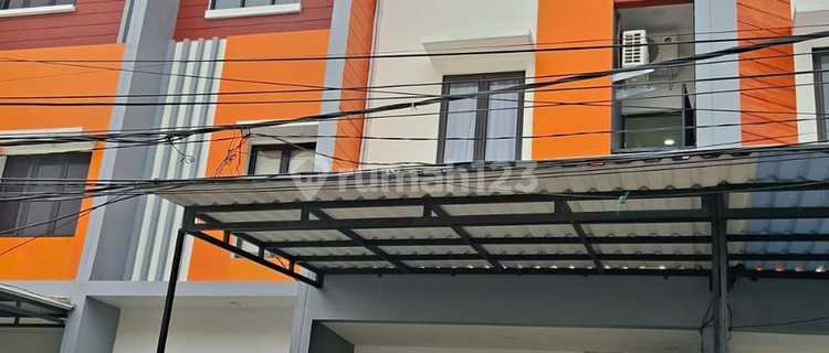 FOR SALE BOARDING HOUSE FULLY OCCUPIED, KEBON JERUK WEST JAKARTA 1
