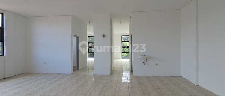 Strategic New 4-Story Shophouse at Sayap Surapati Suci Cikutra Bandung 1