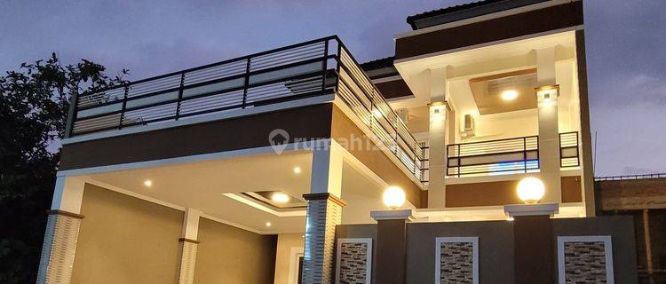 Rumah Siap Huni Luxury Pool Villa Full Furnish Aera Perumahan  1