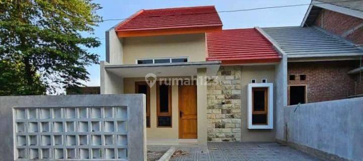 Dijual Rumah Cantik Strategis Dekat Jln Raya Jogja Solo Berbah 1