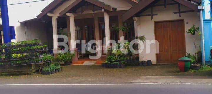 Rumah di lokasi strategis Poros  Jalan Raya  Pujon kab Malang 1