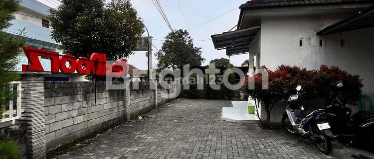 Rumah Penginapan jalan kaki ke alun alun kota Batu 1