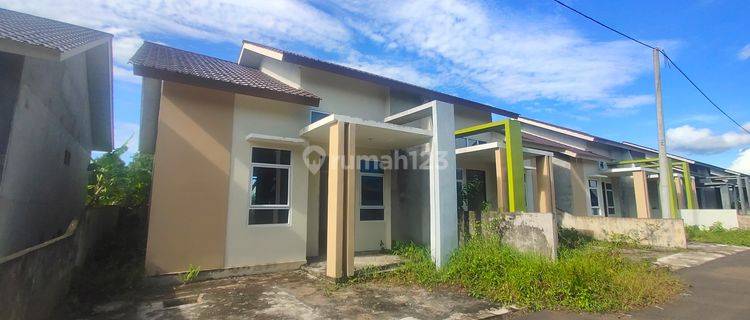 Disewa Rumah Minimalis Cakep Dengan Model Menawan Jl.serdam Pontianak,kalimantan Barat ed  1