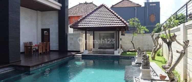 Rumah Mewah 2 Lantai With Swimming Pool di Denpasar,Bali 1