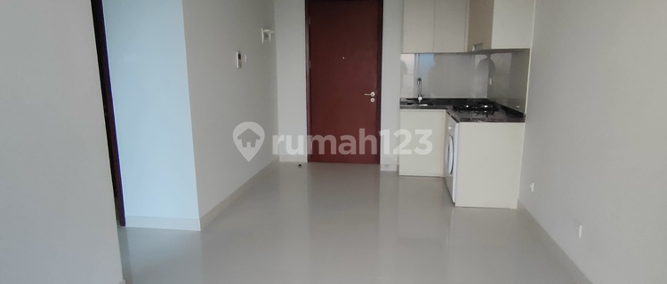 Selling at a Loss! Hot Item!!! 3-Bedroom Apartment at Puri Mansion, Price Below Market 1