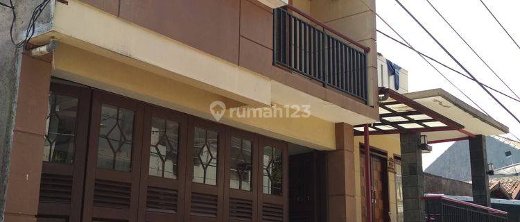 Rumah Cantik Minimalis Nyaman Aman Di Cigadung Wetan  1