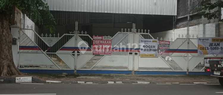 Disewakan Rumah untuk Usaha Lokasi Pinggirjalan Jakarta Pusat 1