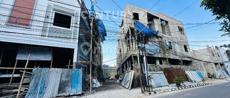 Golden Opportunity! New House in Premium Location Percetakan Negara 1