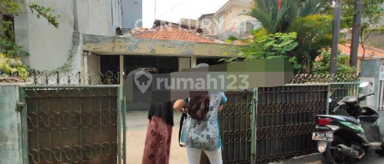 Rumah Tua Hitung Tanah  Murah Utan Kayu Jakarta Timur 1