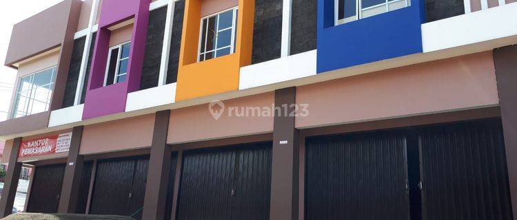 Ruko cantik siap pakai di Cihanjuang , Cimahi Utara 1