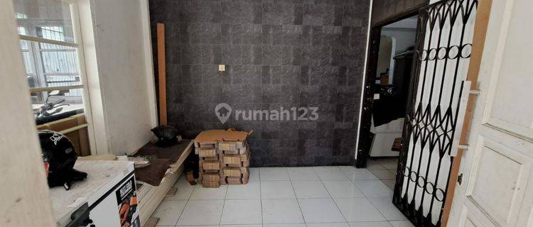 Rumah nyaman siap huni di Taman Kopo Indah 1 1