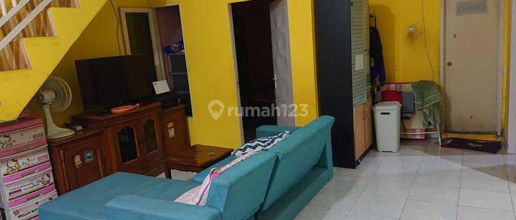 Rumah Minimalis 2 Lantai Siap Huni Di Sayap Taman Kopo Indah 1