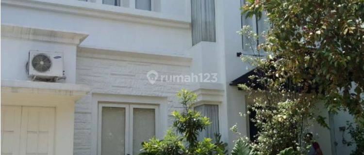 Rumah 2 Lt, 264m2, Kota Wisata, Ada Kolam Renang, Aman Dan Strategis 1