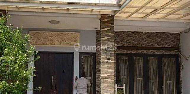 Rumah 2 Lt, 112m2, Bagus Tenang Dan Ngangenin 1