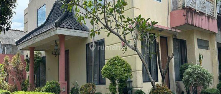 For Sale Rumah Hoek Dua Lantai Di Sektor 9 Bintaro Semi Furnished 1