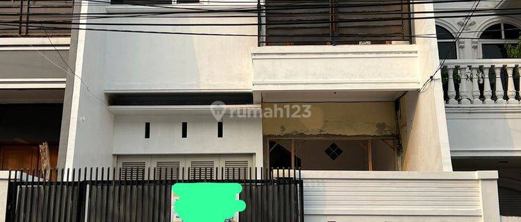 Rumah Tomang, Sewa Rapih,  7x16, 3 Lantai, Siap Huno, Strategis 1