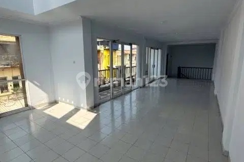 28. W Warehouse for Rent Boulevard CBD, Size 5.6x15, Ready to Occupy 1