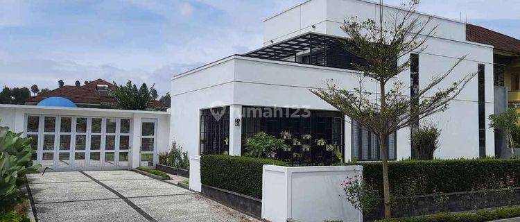 Murah Villa Lux Graha Puspa Modern Semi Furnish  1