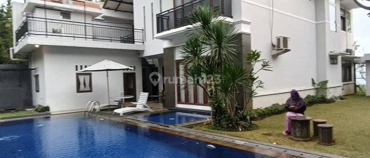 Rumah Mewah 3 Lantai Top View Kolam Renang Ada Passive Income 1