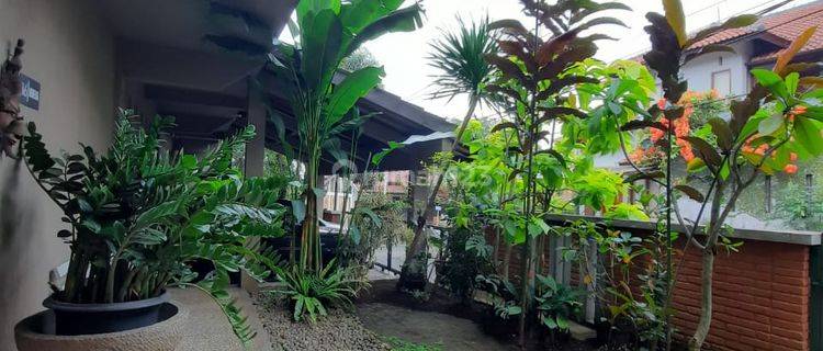 Rumah Asri Komplek Cigadung Sayap Dago Hook 1