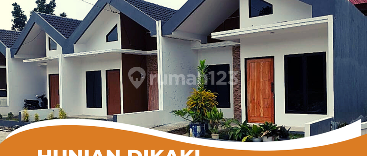 Rumah terasa punya villa Rumah di Jalan ciapus taman sari SHM Baru Selatan 1