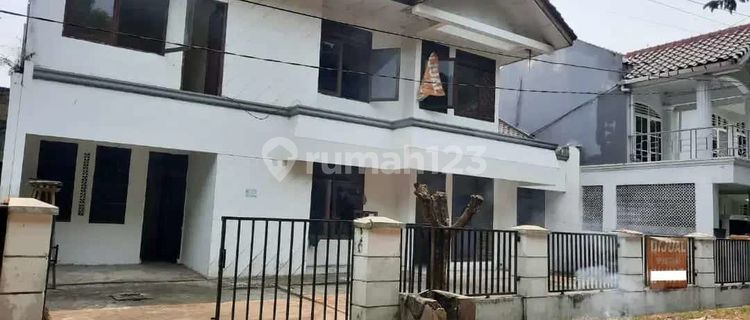 Two-Story House with Certificate of Ownership (SHM) on Jl. Raya Pondok Cabe, Tangerang 1