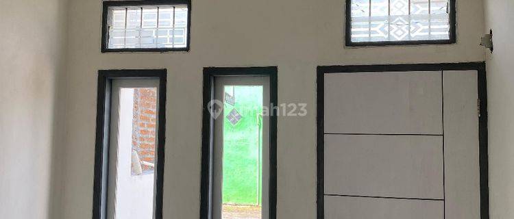 Rumah Baru Siap Huni Harga 100 Ribu di Kencong 1