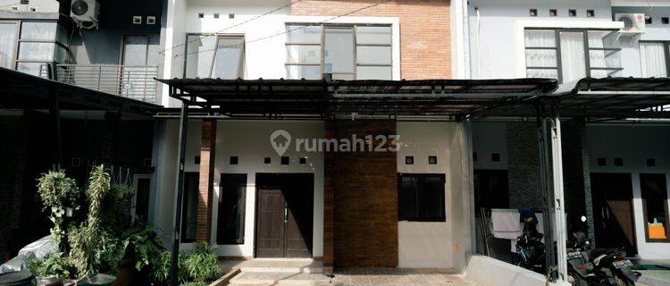 Rumah Mewah 2 Lantai Tropical Modern Desain 1