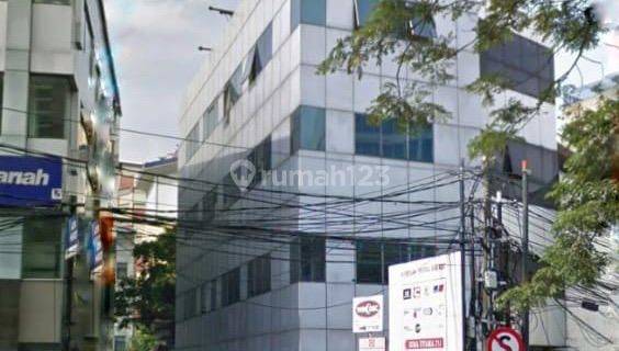 Ruko 4 Lantai Harga Bagus Dan Lokasi Strategis di Pinggir Jalan 1