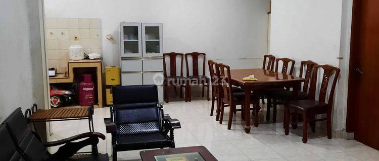 Rumah Full Furnish di Poris Posisi Hoek Strategis  1