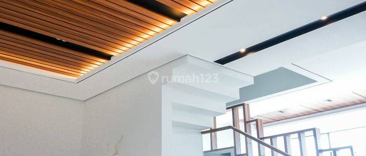 Rumah Baru Minimalis Modern Setra Duta Bandung  1