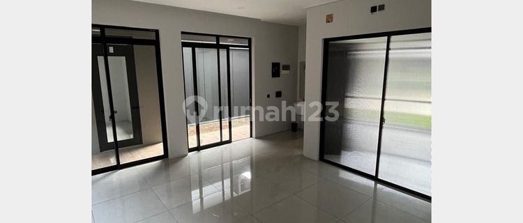 Sewa Rumah Unfurnished 2 Lantai di Tatar Nilapadmi KBP 1