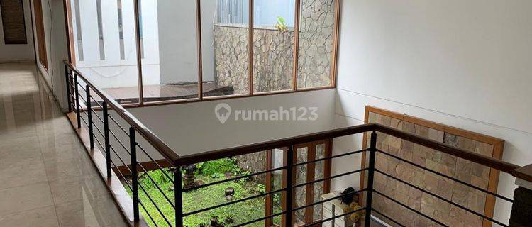 Jual Rumah Asri Dan Mewah di Batununggal Kota Bandung 1