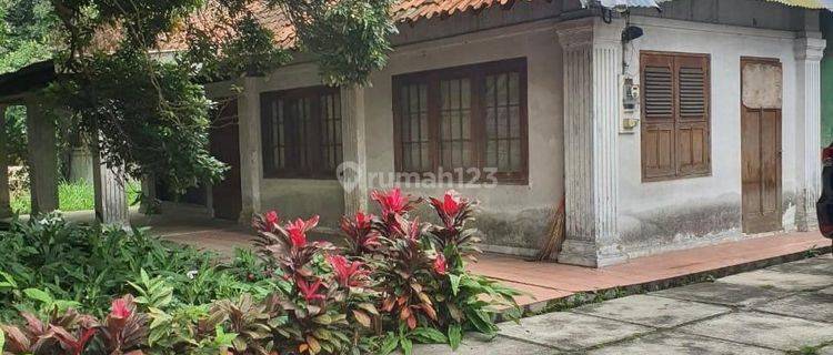 Ruang Usaha di Setiabudi, Bandung Utara, Bandung 800 m Bagus 1
