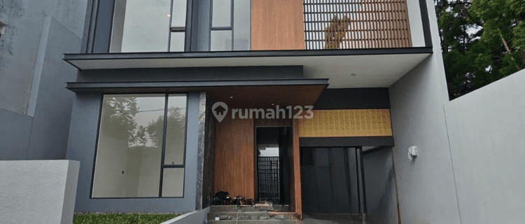 Dijual Rumah Baru Siap Huni di Setra Duta, Bandung 1