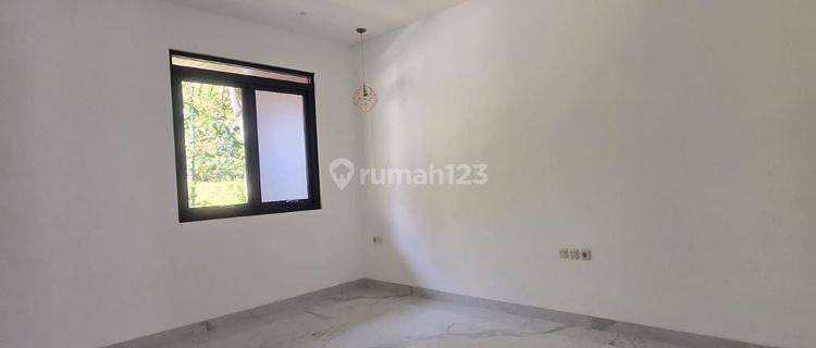 Rumah dijual di Dago Pakar Resort , Bandung 1