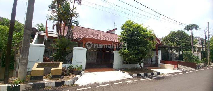 Disewakan Rumah Siap Huni Di Komplek Billymoon Pondok Kelapa 1