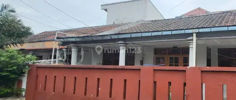 Dijual Rumah Luas Dan Murah.di Pondok Kopi 1