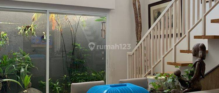 Rumah dua lantai furnished dekat siloam sunset road Kuta 1